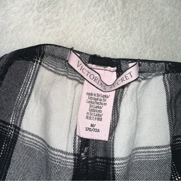 Victoria’s Secret Plaid Cami + Shorts Pajama Set! - Picture 7 of 8